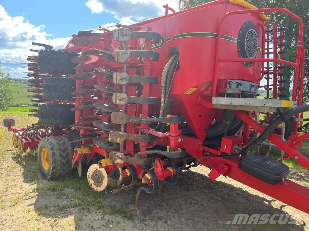 Väderstad SPIRIT600C Drillmaschinenkombination