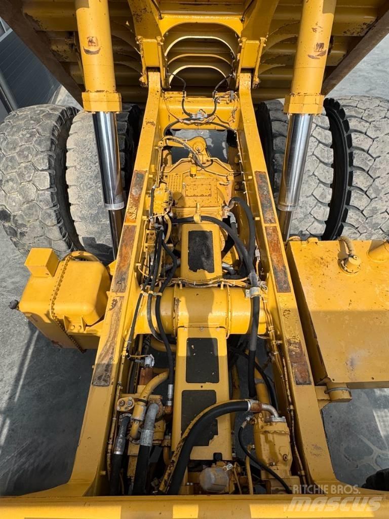 CAT 775 E Dumper - Starr