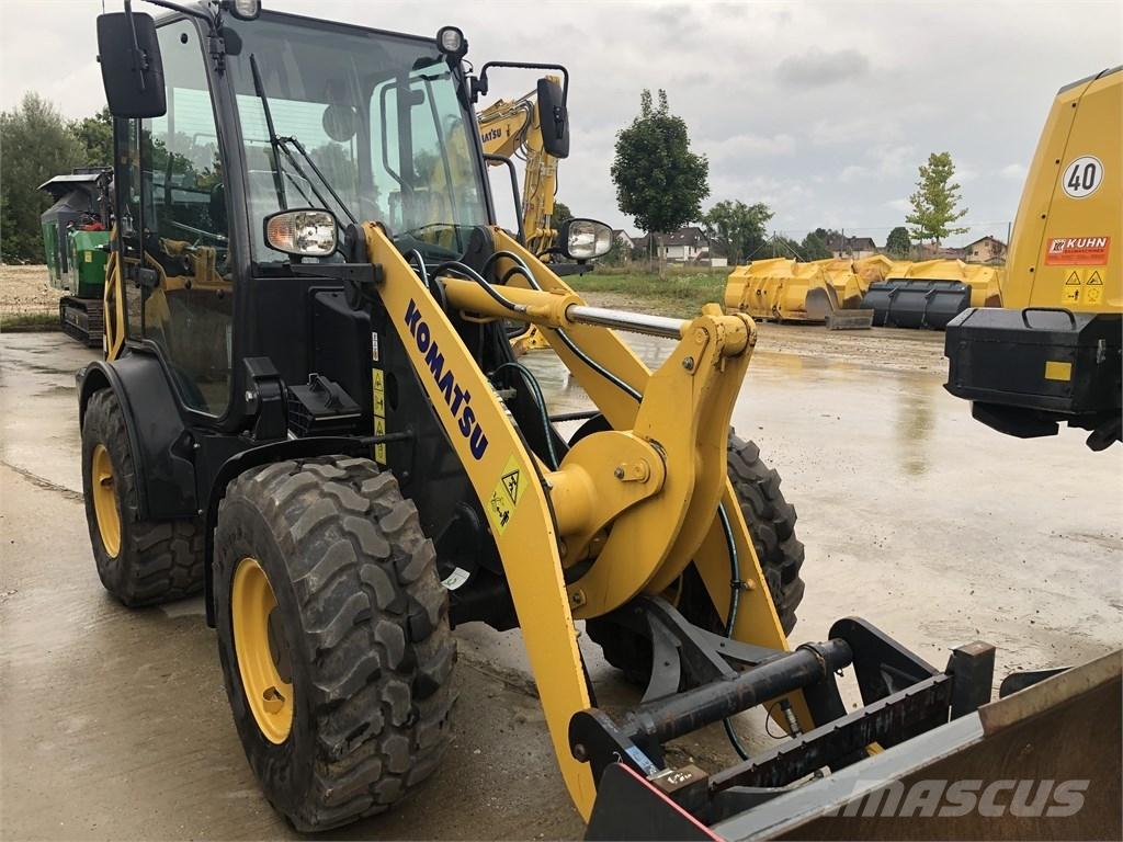 Komatsu WA70M-8 Minilader