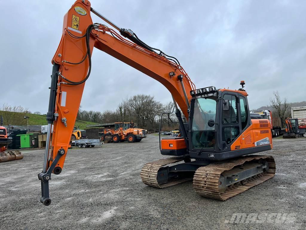 Doosan DX 140 LC Raupenbagger