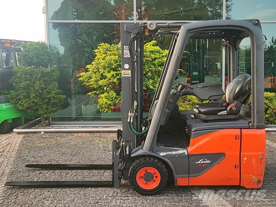 Linde E12-02 Elektrostapler