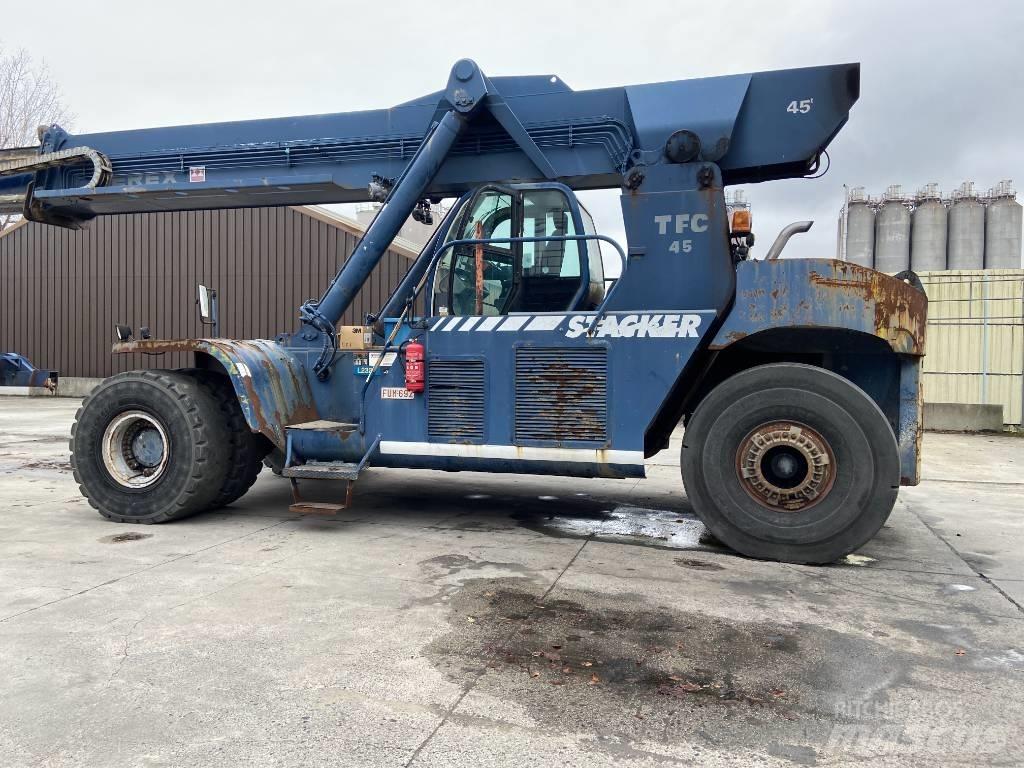 Terex TFC45 Reach-Stacker