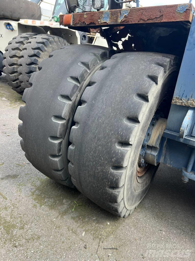 Terex TFC45 Reach-Stacker