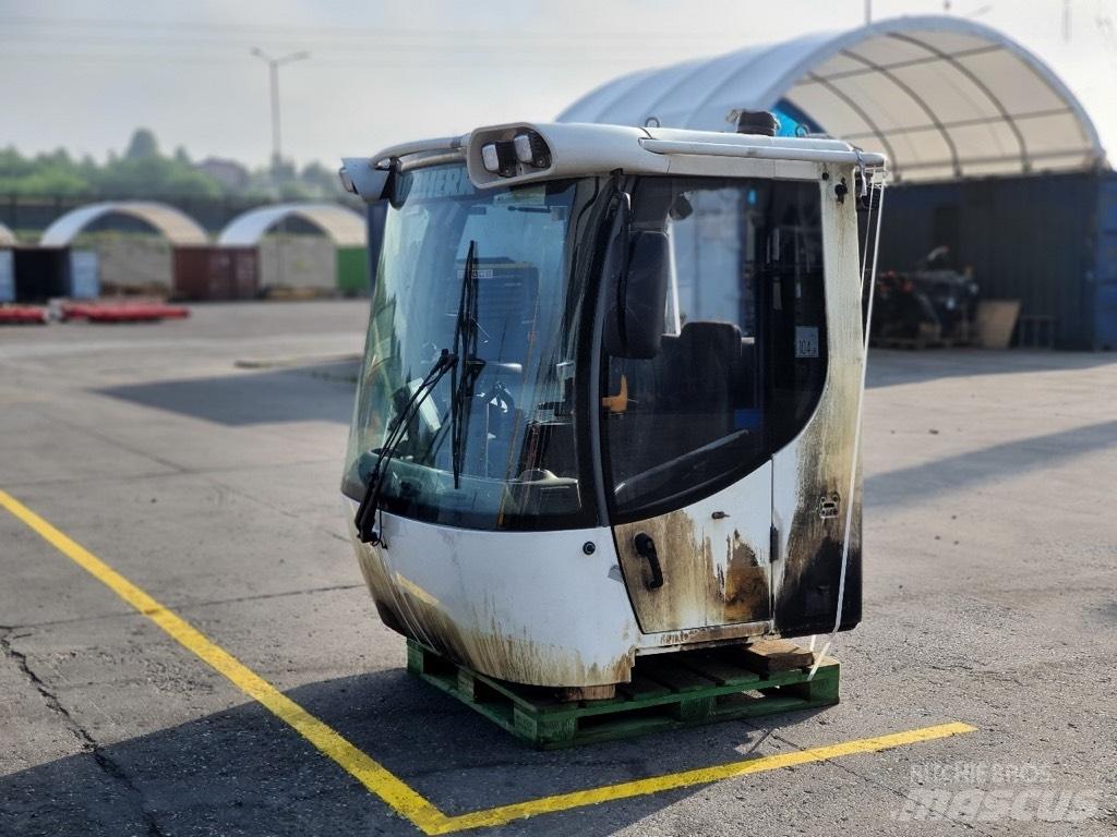 Liebherr L 550 CAB Kabinen