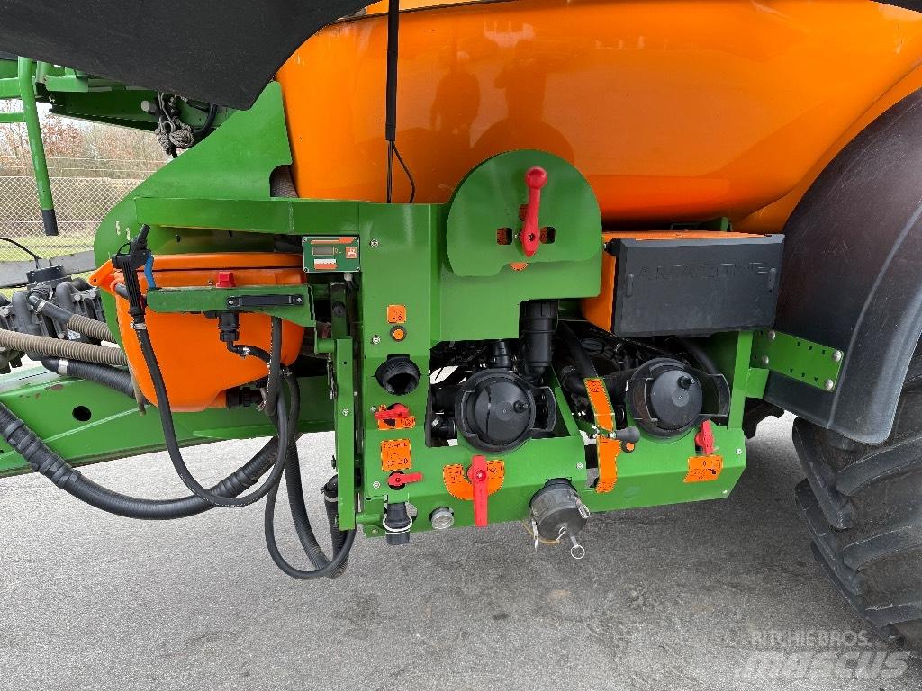 Amazone UX 11200 Anhängespritzen