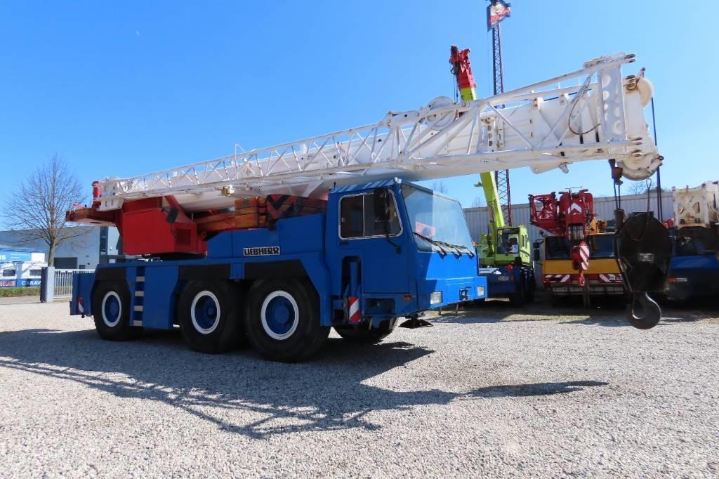 Liebherr LTM 1050-1 All-Terrain-Krane