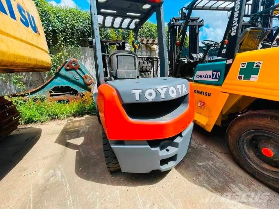 Toyota FB30-7 Elektrostapler