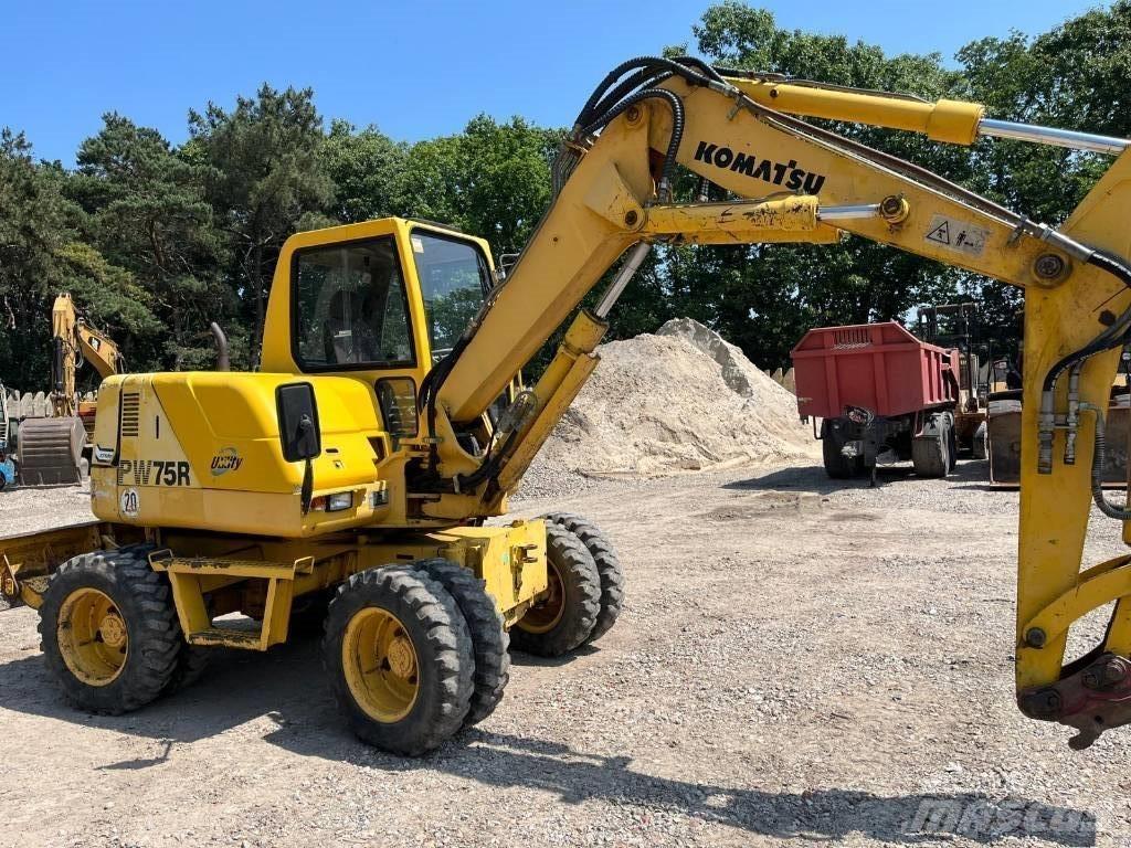 Komatsu PW 75 R Mobilbagger