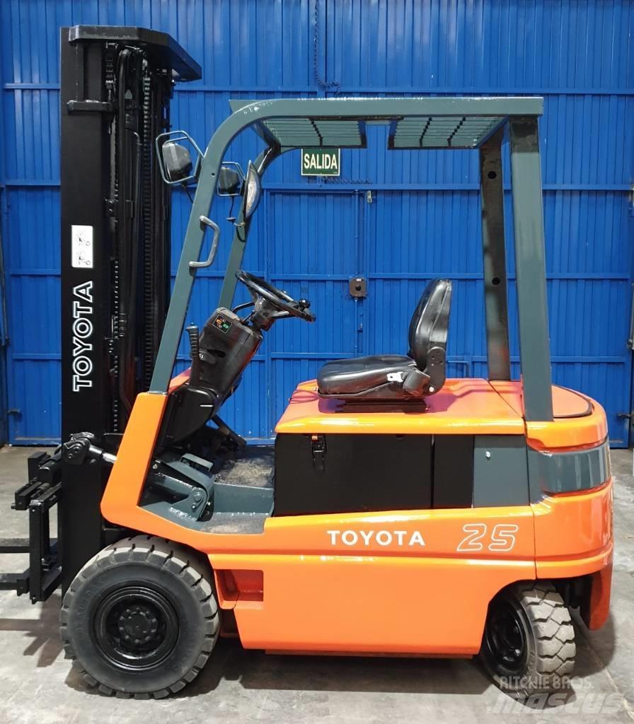 Toyota FBM 25 Elektrostapler