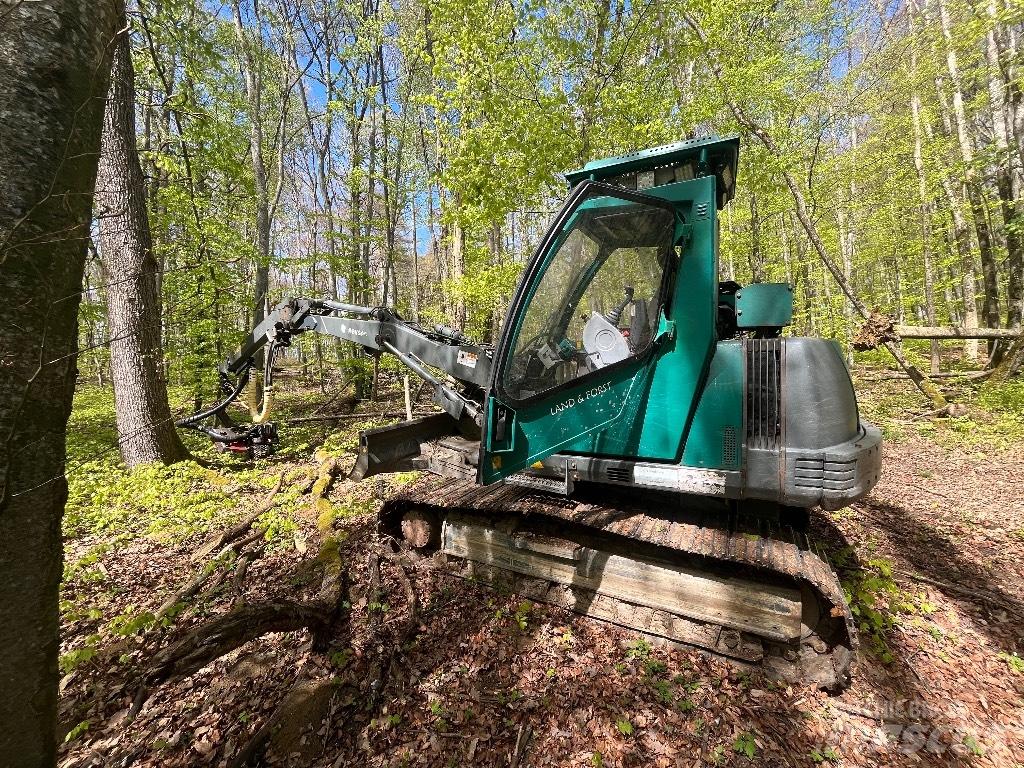 Neuson 9002 HV Harvester