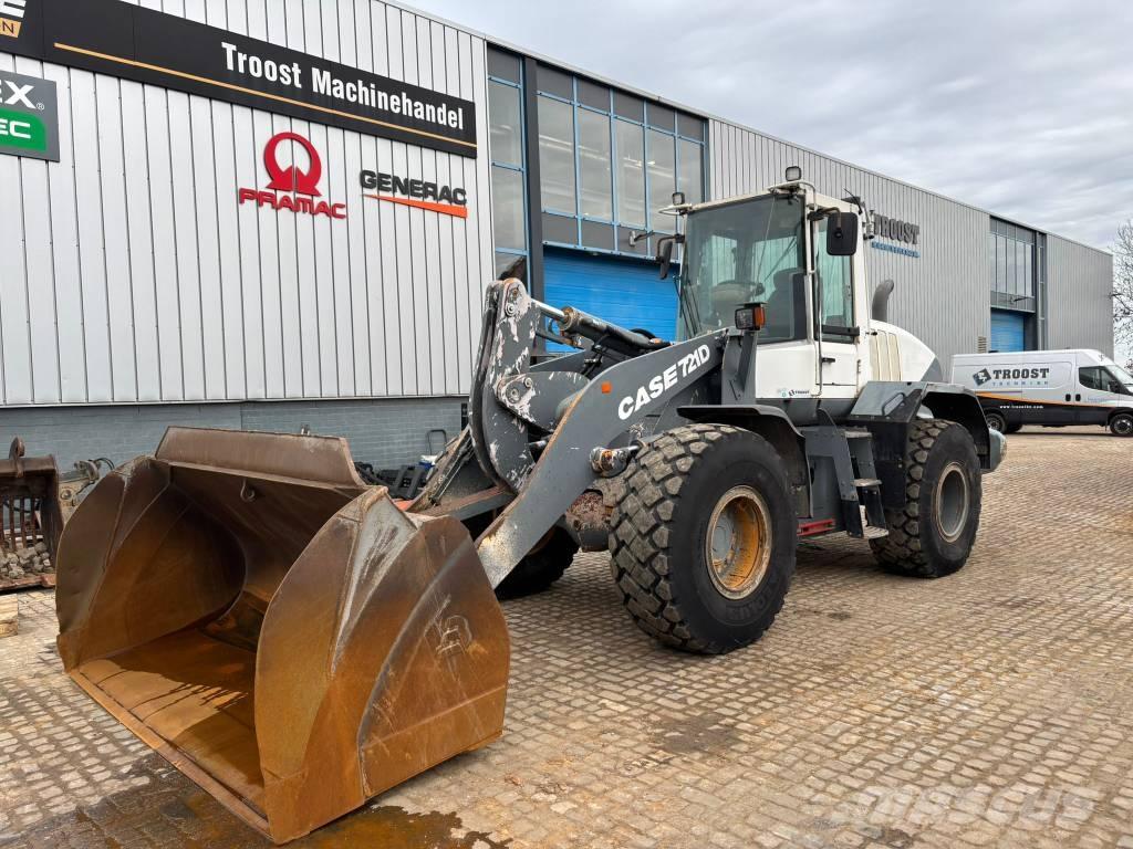 CASE 721 D Radlader