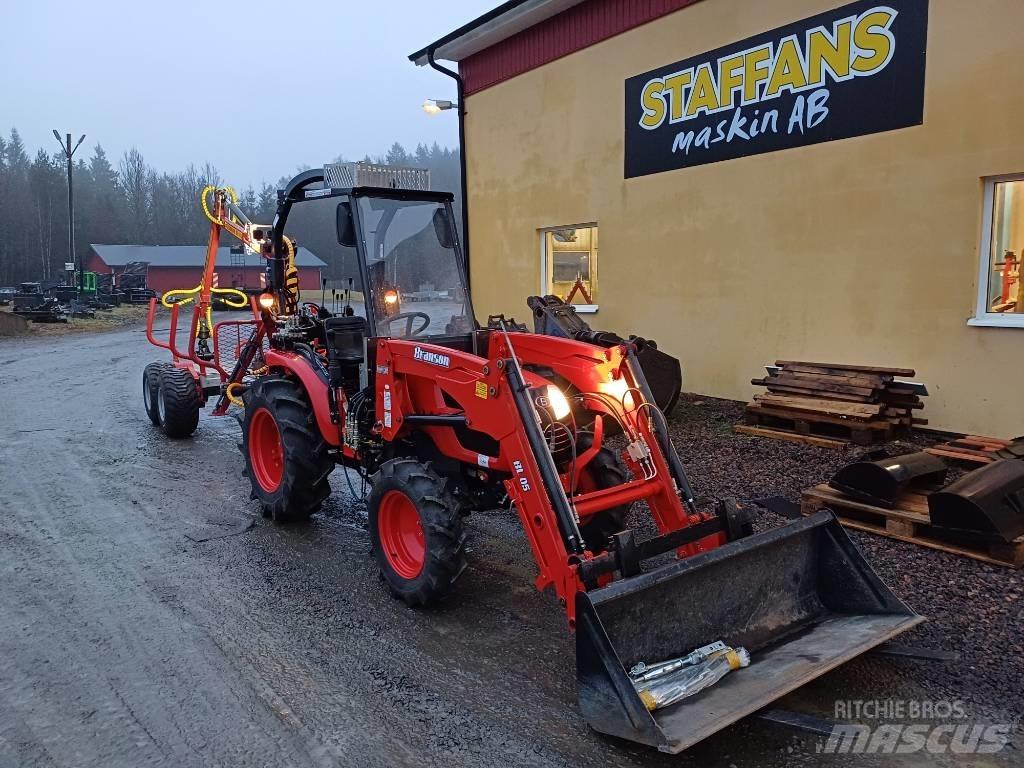 Branson 2500 Traktoren