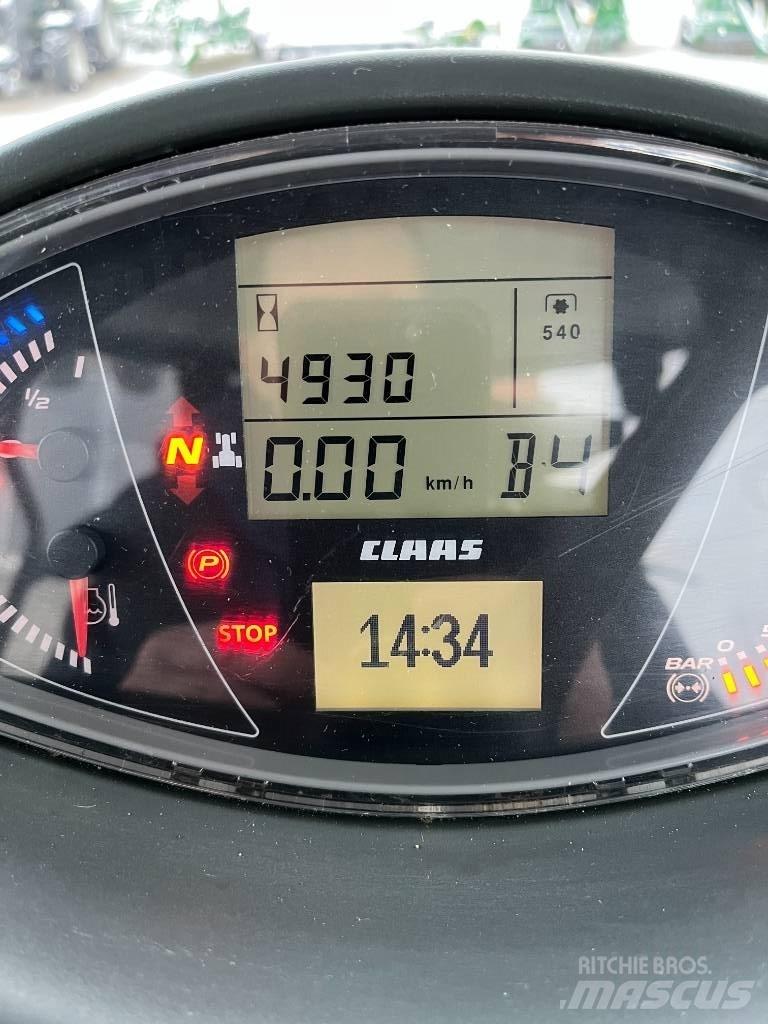 CLAAS Axion 850 Traktoren