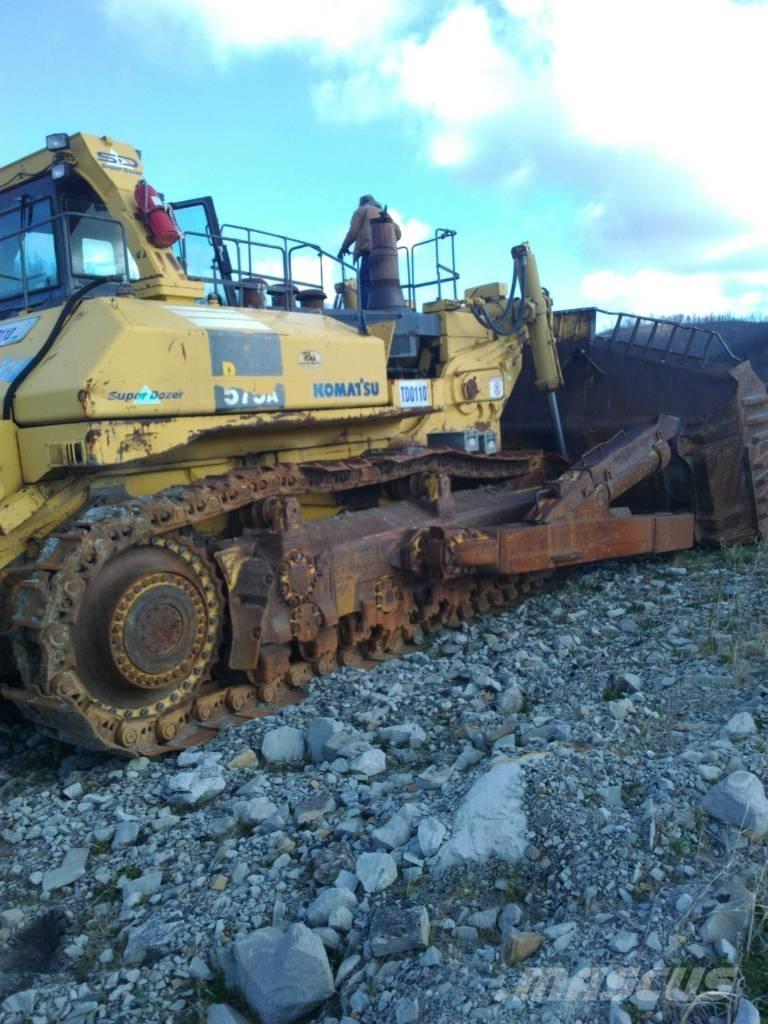 Komatsu D 575 A-3 Bulldozer