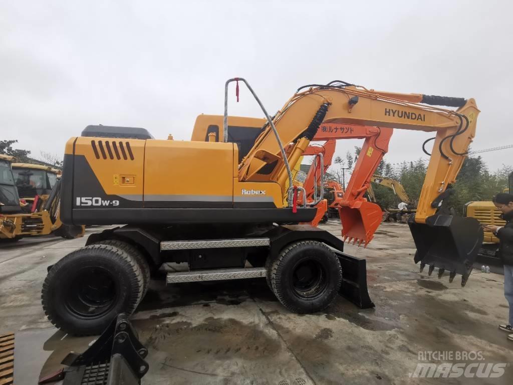 Hyundai R 150W Mobilbagger