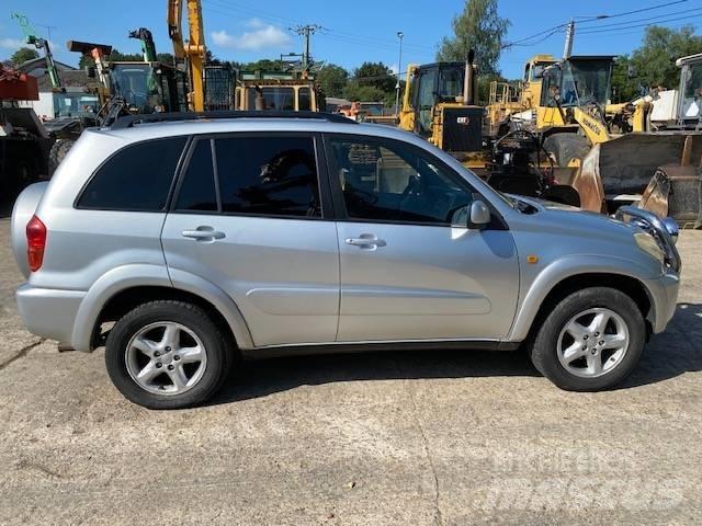 Toyota RAV-4 PKWs