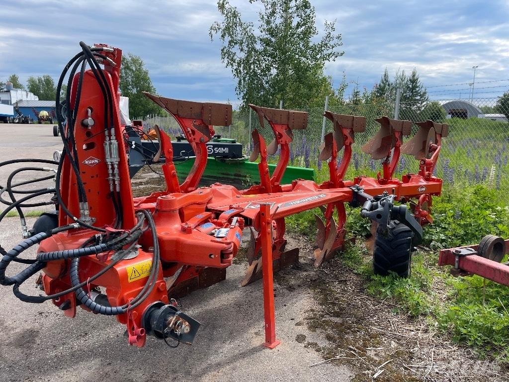 Kuhn Vari-Master 123 Wendepflüge