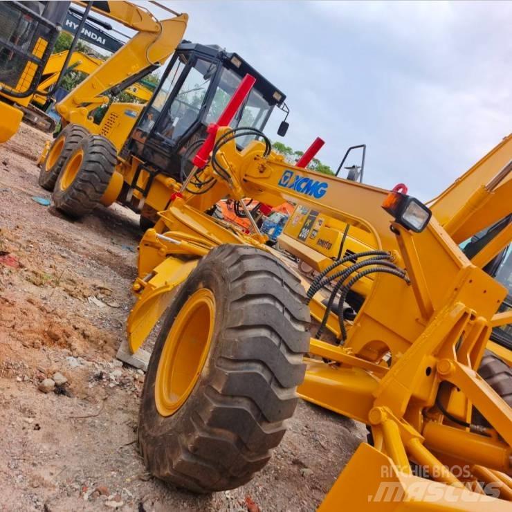 XCMG GR 215 Grader