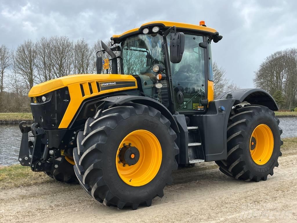 JCB Fastrac 4220 Traktoren