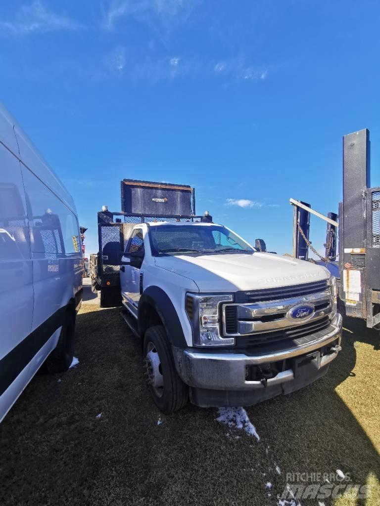 Ford F 550 XLT Pritschenwagen/Pritschenwagen mit Seitenklappe