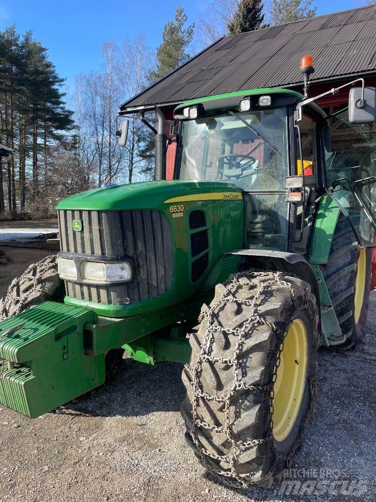 John Deere 6630STD Traktoren