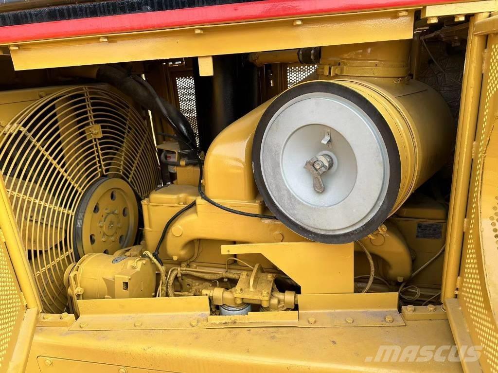 CAT D 8 R Bulldozer