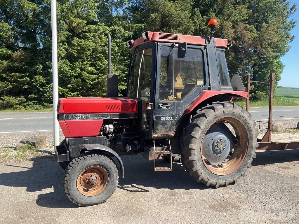 Case IH 685 XL Traktoren
