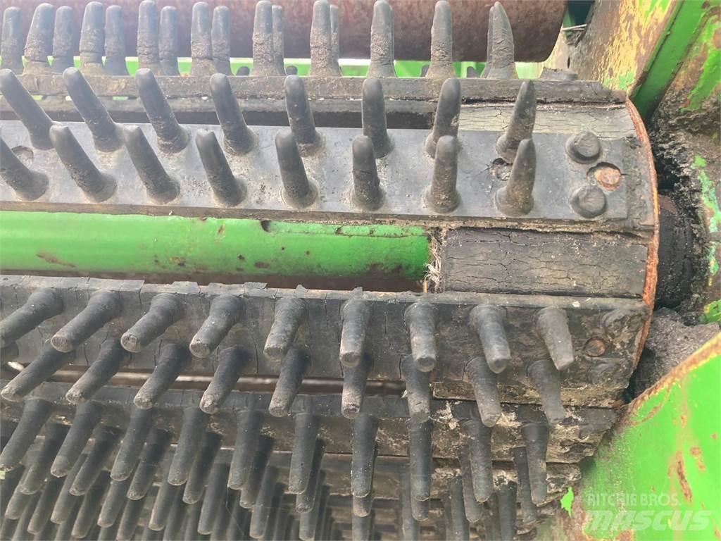 AVR Wagenrooier Kartoffelvollernter
