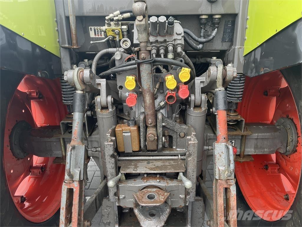 CLAAS ATZ 567 Traktoren