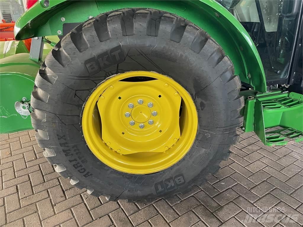 John Deere 5058 Traktoren