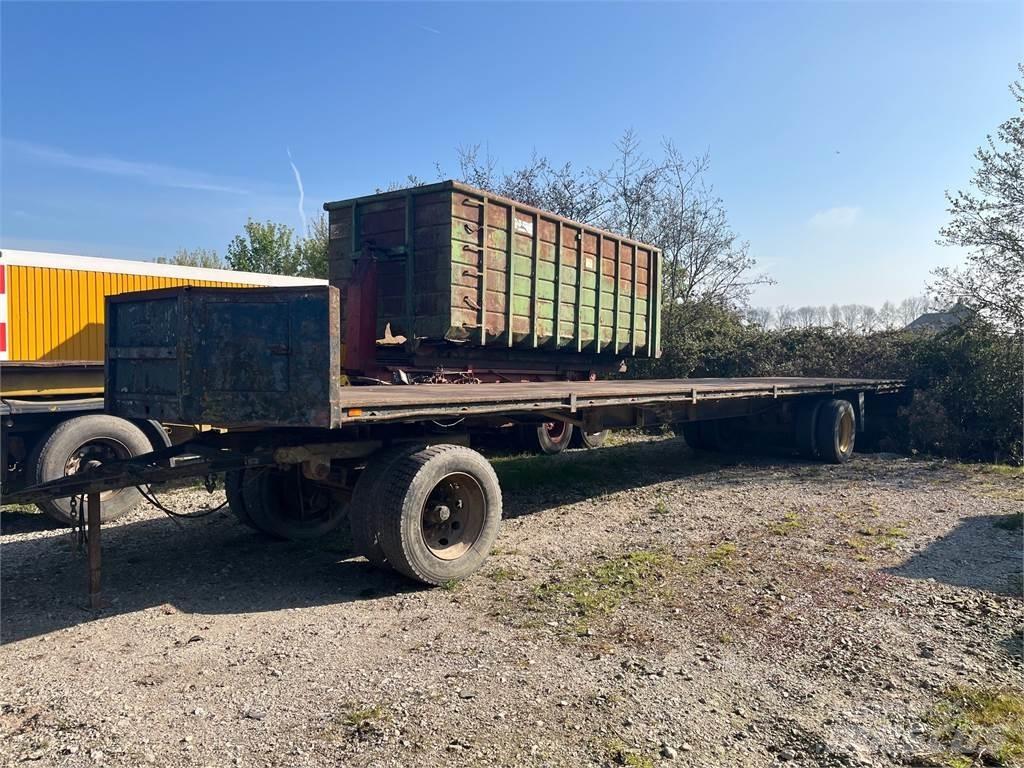  PATTE WAGEN Viehtransportanhänger