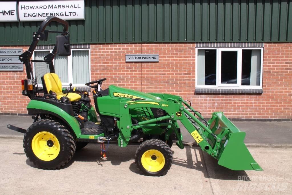 John Deere 2026R Traktoren