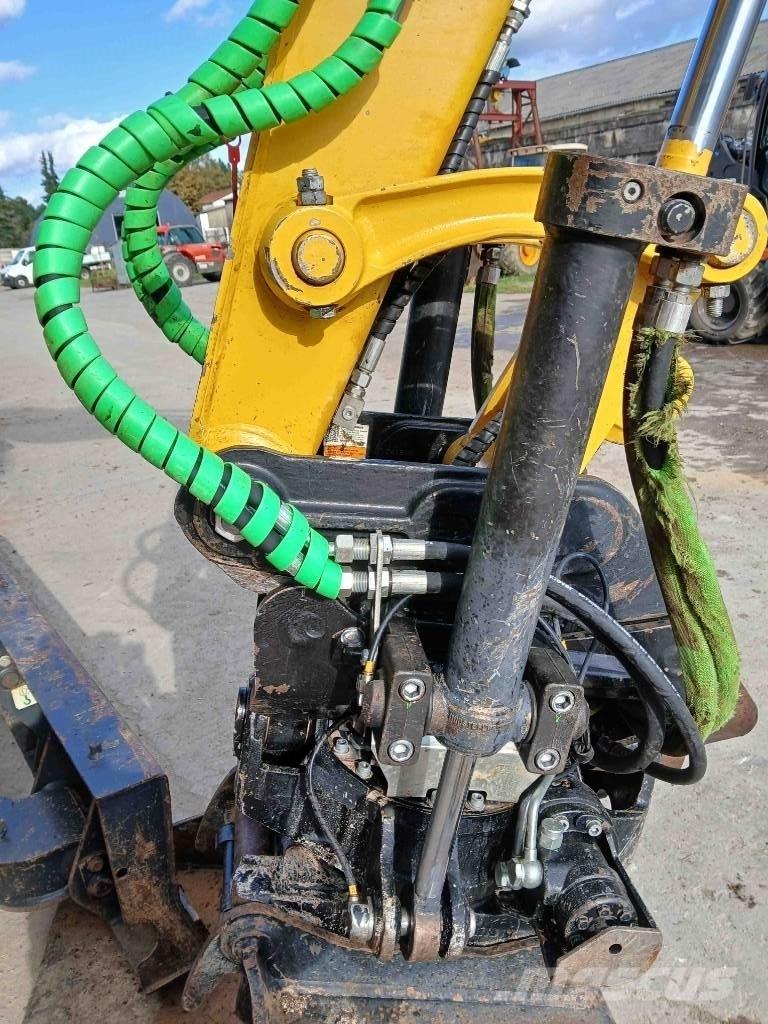 Komatsu PW 98 MR-11 Mobilbagger