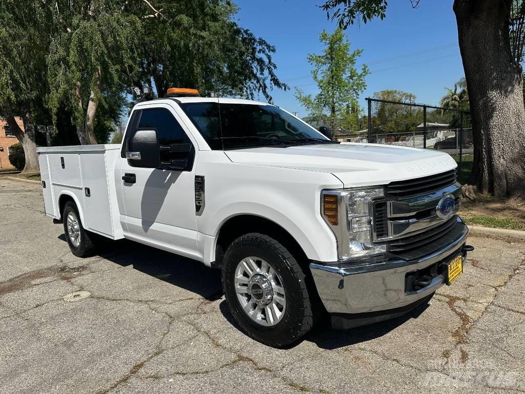 Ford F250 Pickup/Pritschenwagen