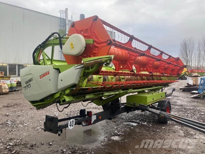 CLAAS LEXION 7400 Mähdrescher