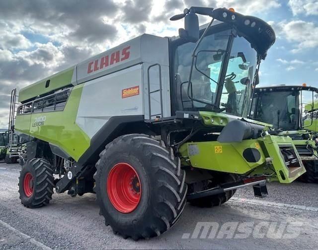 CLAAS LEXION 7400 Mähdrescher