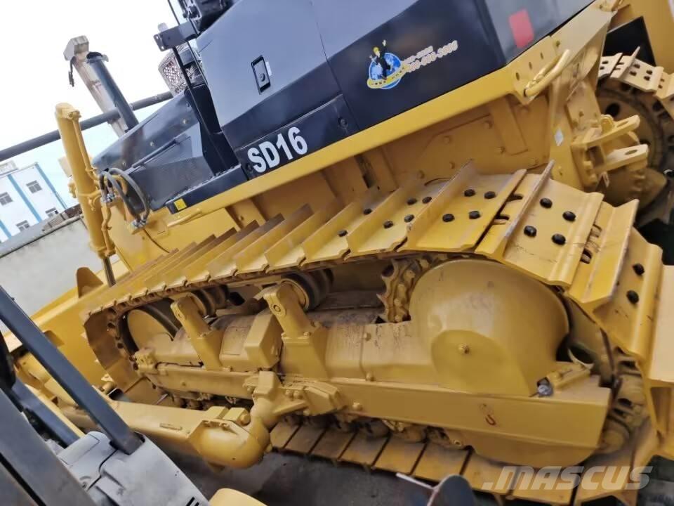 Shantui SD16 Bulldozer