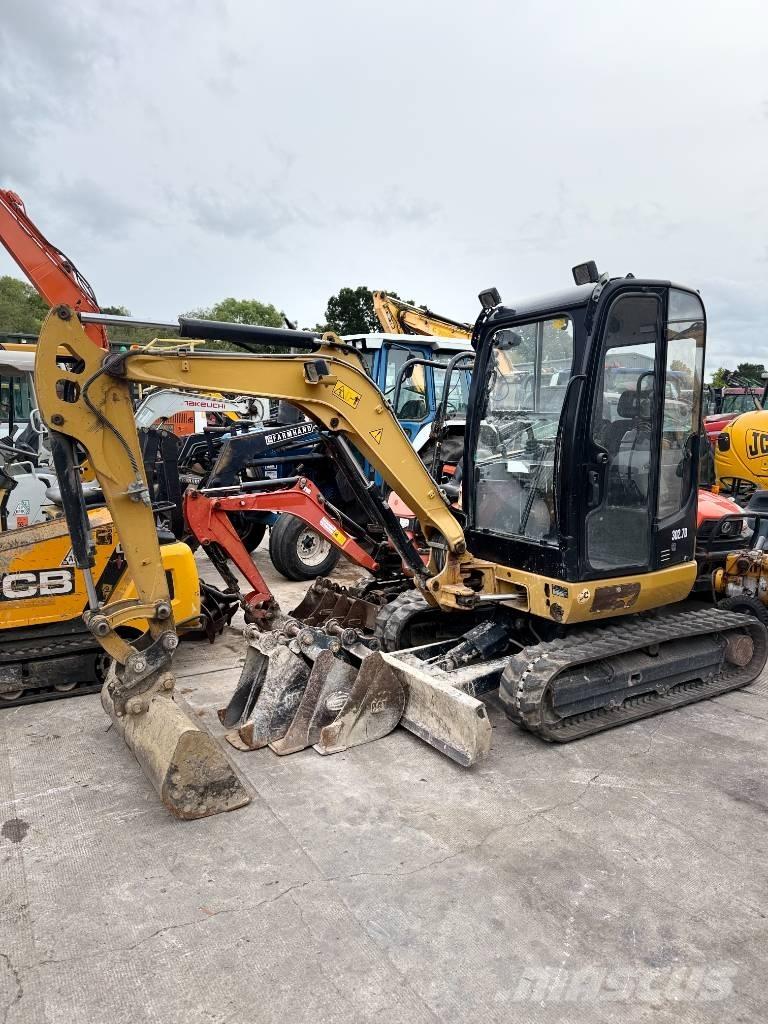 CAT 302.7 D CR Minibagger < 7t