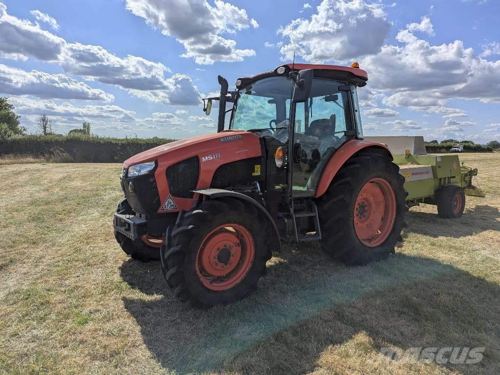 Kubota M 5-111 Traktoren