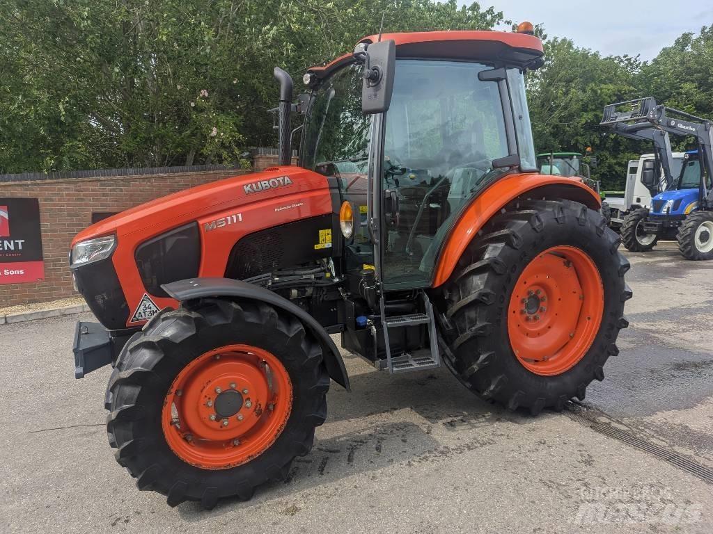 Kubota M 5-111 Traktoren