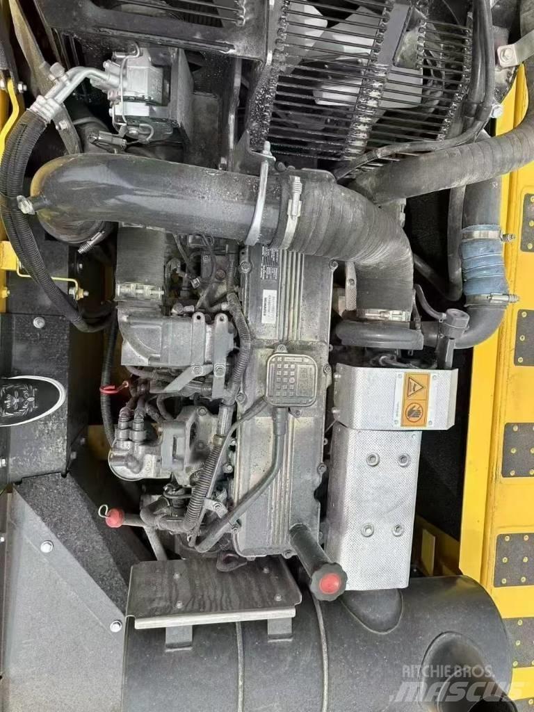 Komatsu 360-8MO Raupenbagger
