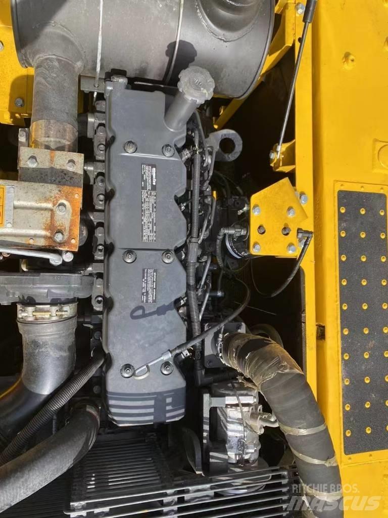 Komatsu 200-8 Raupenbagger