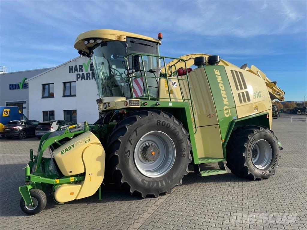 Krone BiG X 700 Feldhäcksler