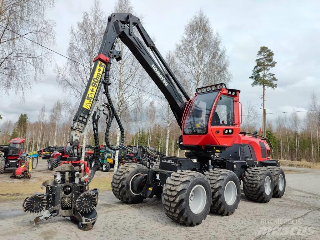 Komatsu 901 XC Harvester
