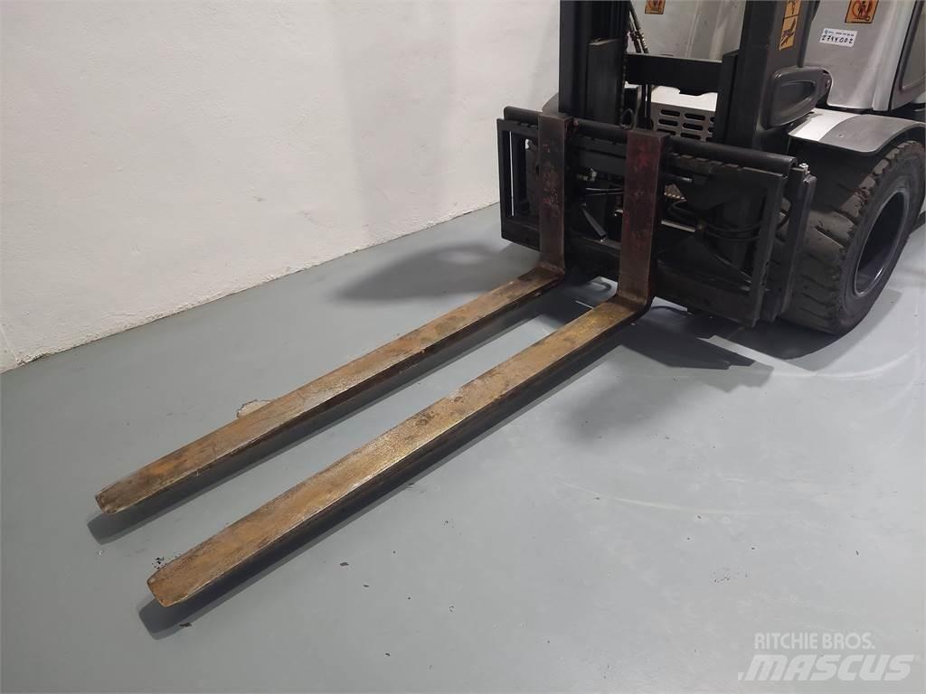 Still RX60 40 Elektrostapler