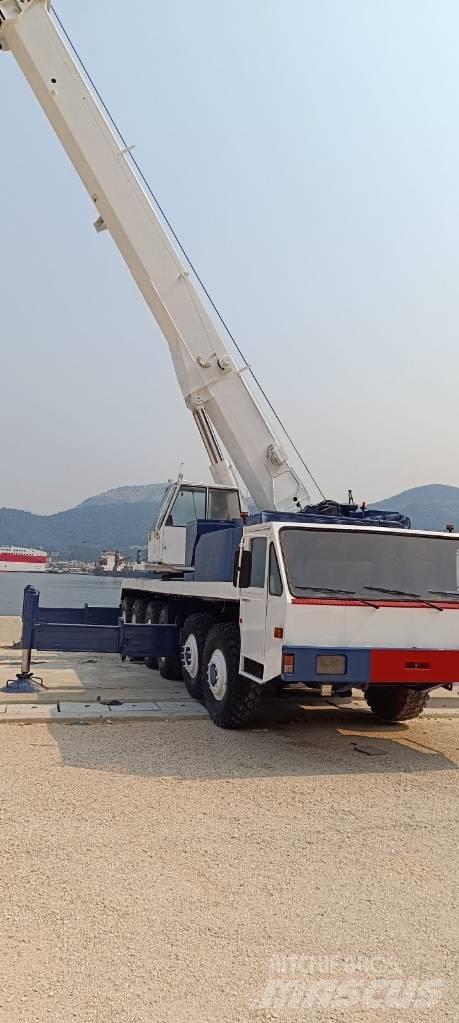 Liebherr LT 1090 All-Terrain-Krane