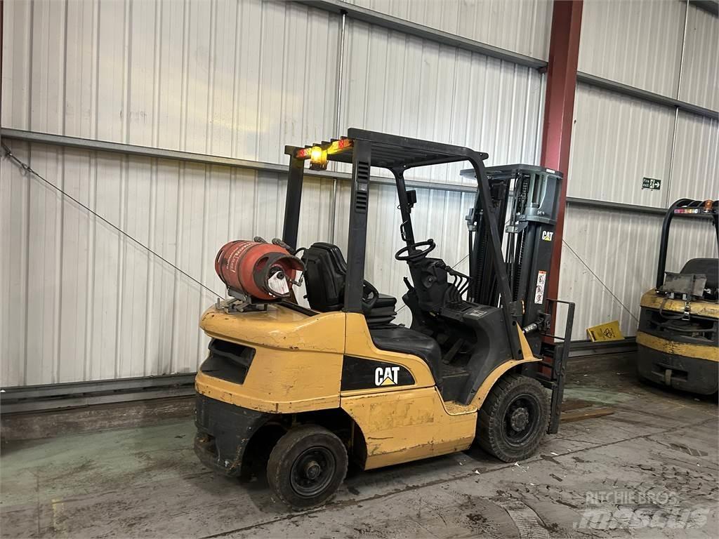 CAT GP25NT Gasstapler