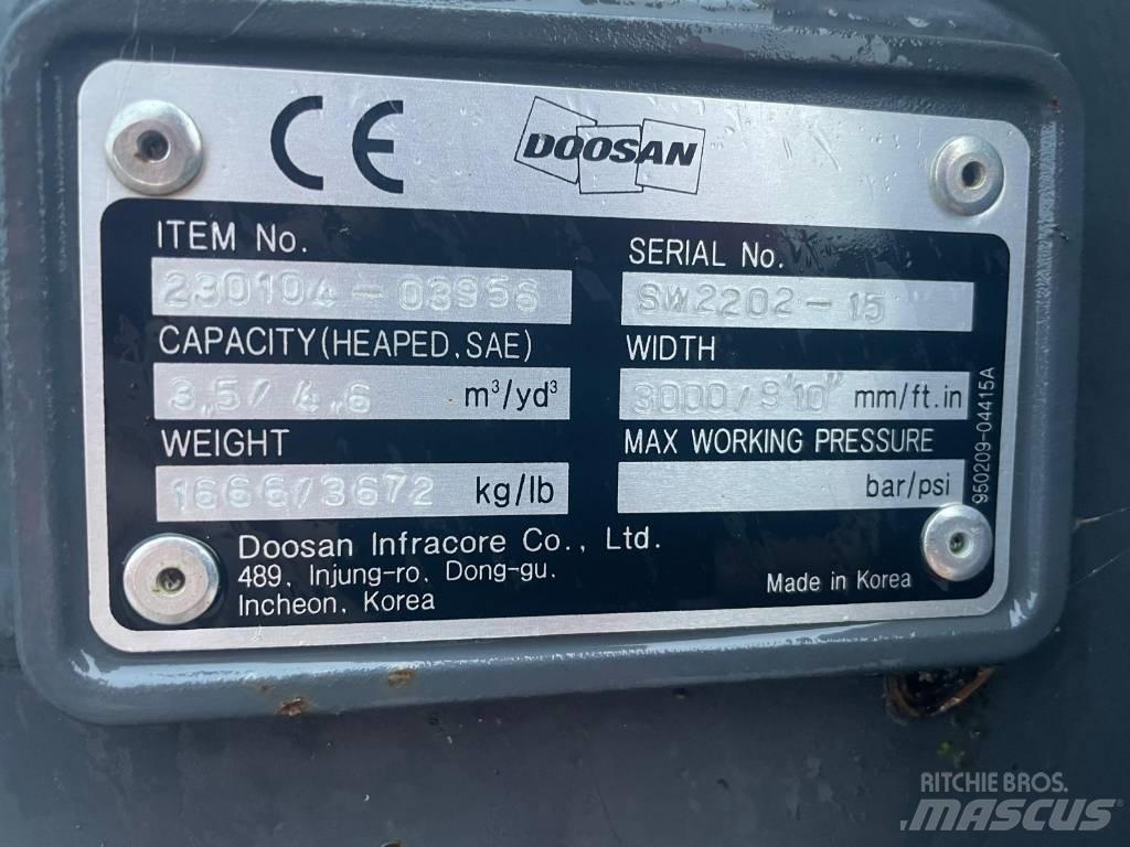 Doosan DL 320-7 Schaufeln