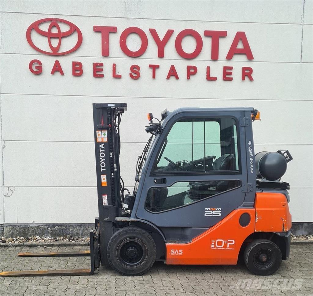 Toyota 02-8FGF25 Gasstapler