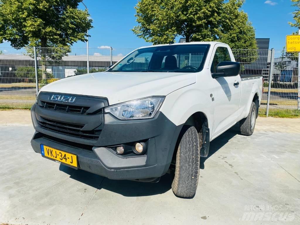 Isuzu D-Max Socage PKWs